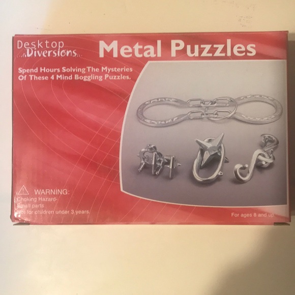 MIB - Metal Puzzle - 4 Piece - Picture 1 of 3
